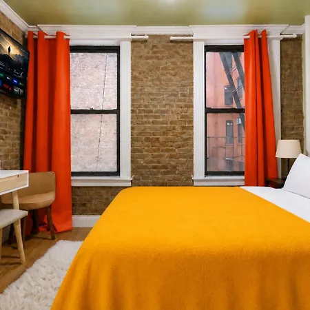 2 Bd Stylish Getaway In Lower Manhattan Apartment