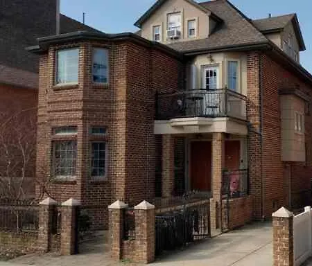 Apartment Cozy In Kew Gardens 20 Minutes To Midtown Manhattan
