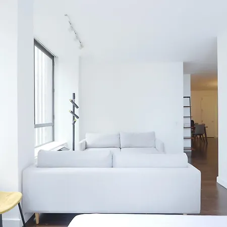 Apartment 3bd, 2 Bath, Massive Luxury In Fidi New York