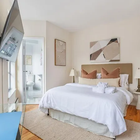 Apartment West Village Luxe 1br New York