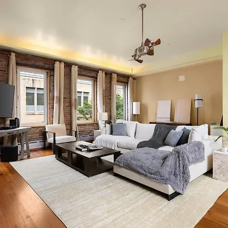 Village Place By Stayhaus 2br With 3 Terraces Apartment *