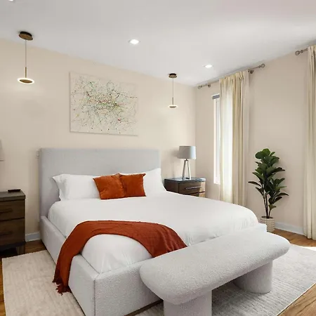 Bushwick Townhouse By Haus Modern 3br With Private Yard Apartment New York