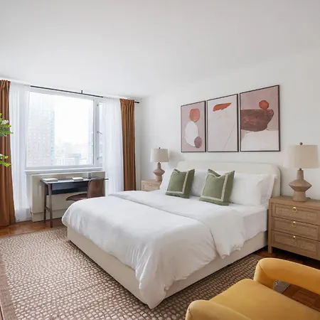43-20a Newly Furnished 1br- Full Service Doorman Laundry Gym Business Center