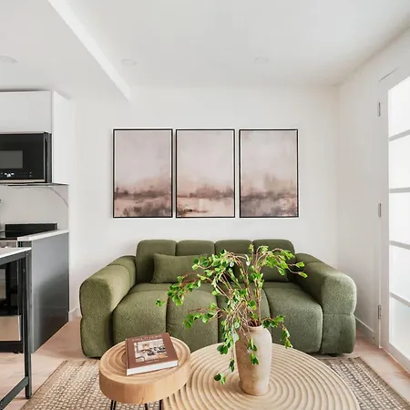 Apartment 22-4a Sleek Modern 1br Gramercy