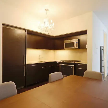Apartment 3bd, 2 Bath, Massive Luxury In Fidi