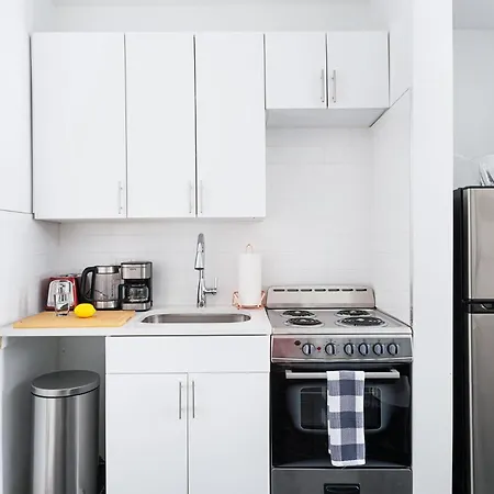 Apartment 444 Midtown