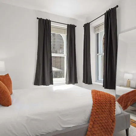 Seaport Place By Stayhaus Floor-through 1br Loft