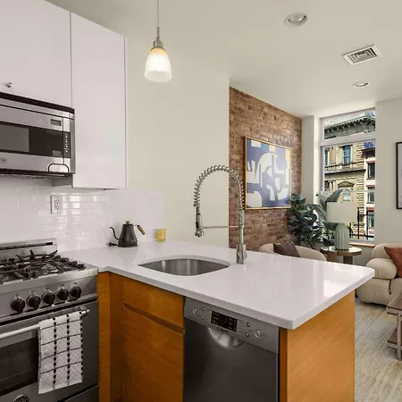 Apartment Broadway Terrace Sunlit 1br With Private Balcony New York