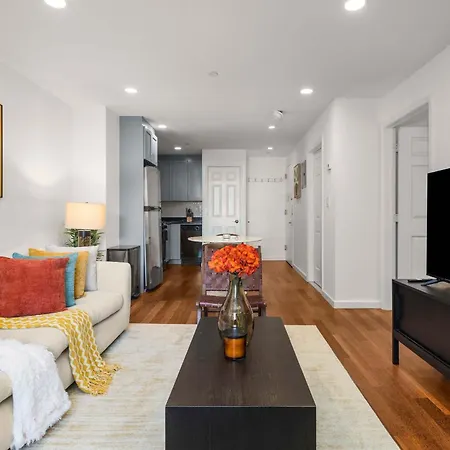Cooper Terrace 1br Light-filled Loft With Balcony In Elevator Building *