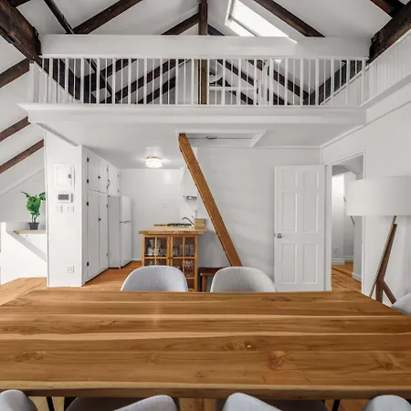 Macdougal Classic 1br Brick Loft In Greenwich Village