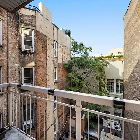 Cooper Terrace 1br Light-filled Loft With Balcony In Elevator Building *
