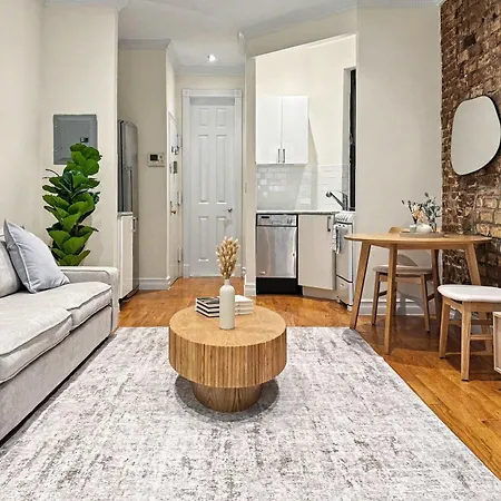 The East Side I - Vibe 8829 * New York