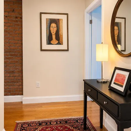 Stylish Harlem Duplex With Private Patio Near Park Apartment New York