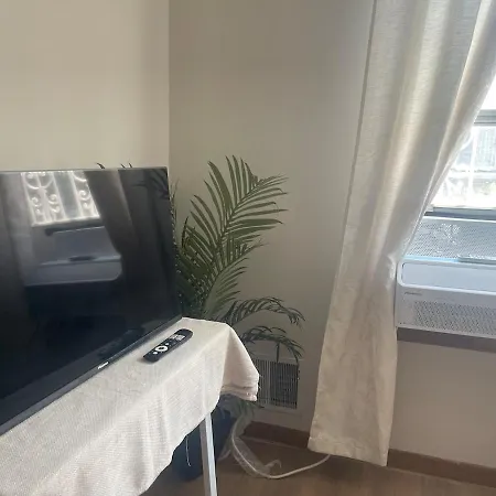 Private & Bath In Bronx