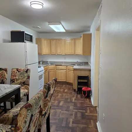 Homestay Kings Highway *