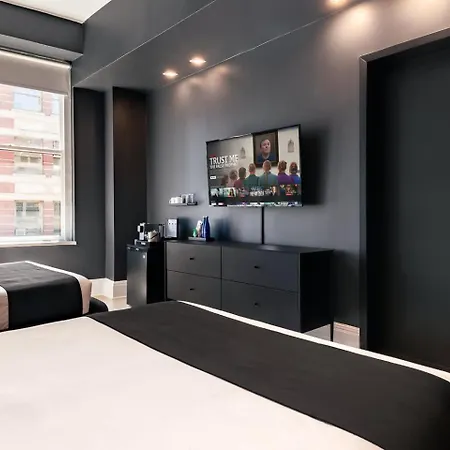 Apartment Two-bedroom By Madison Square Park *