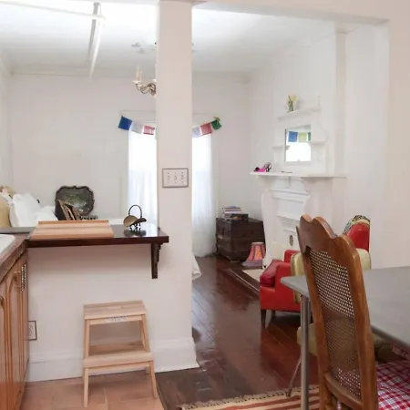 La Maison Des Sirenes 2, Bohemian, Eclectic Aparthotel 4*