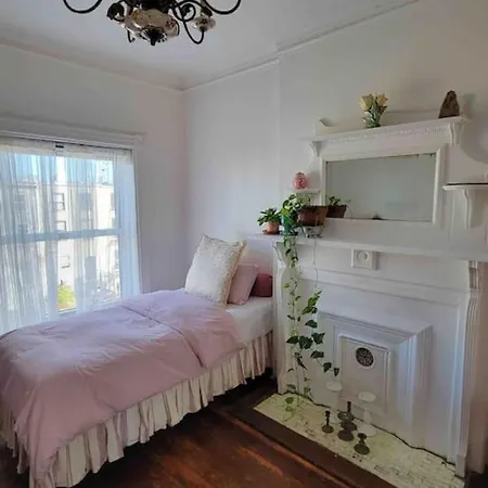 Aparthotel La Maison Des Sirenes 2, Bohemian, Eclectic New York
