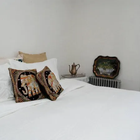 La Maison Des Sirenes 2, Bohemian, Eclectic New York