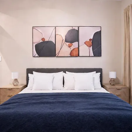 3 Bd Stylish In Manhattan Apartment New York