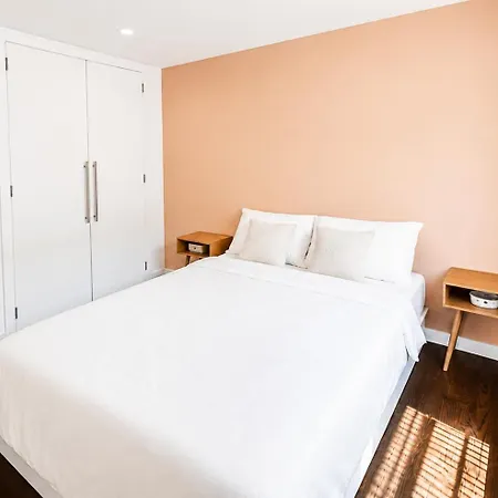 The Modern Harlem Retreat *