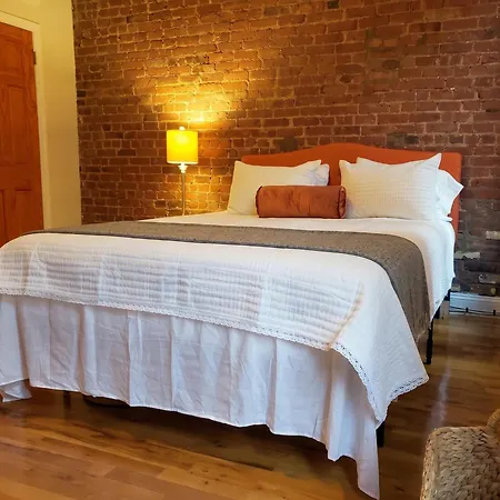 Apartment Stunning One Bedroom In Manhattan - 2nd Floor