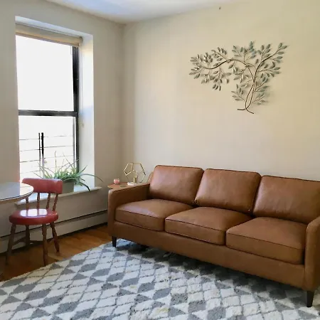 Cozy Private Spacious * New York