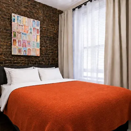 3 Bd Stylish In Manhattan New York