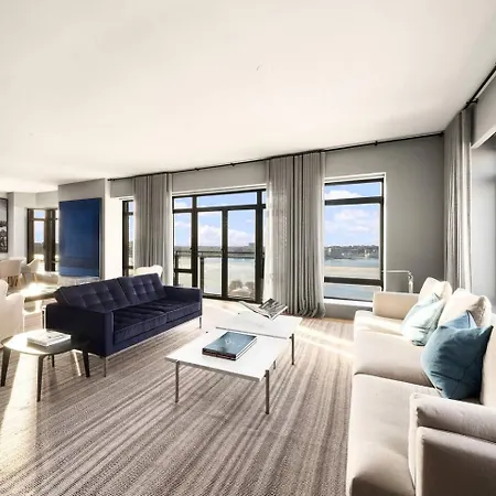 Cozy With Scenic View New York