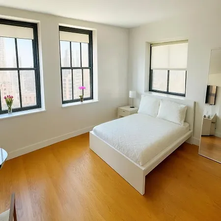 Great In Luxury Building Apartment *