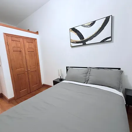 Upper West Side Apartment *