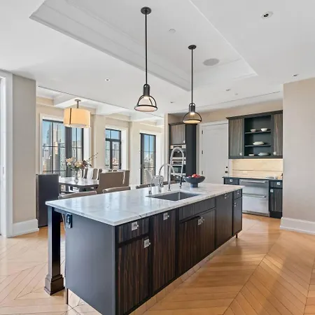 Penthouse Modern Spacious Bedrooms New York