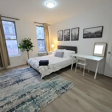 Apartment 2 Bedroom With Kitchen