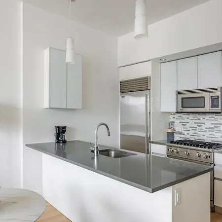 Apartment Blueground Hells Kitchen View Nr Times Square Nyc-2255 *