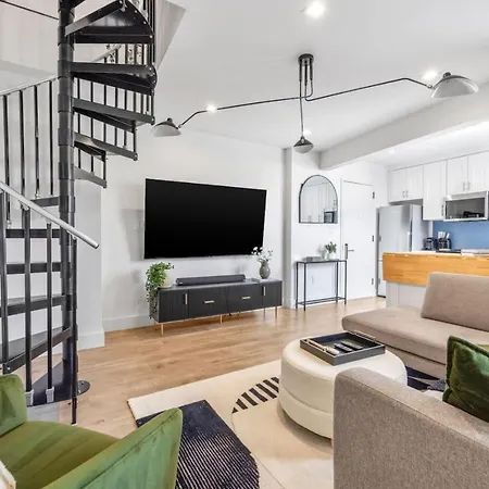 Bright Bedford Lofts With Laundry Apartment