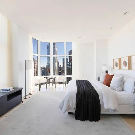 Luxury Penthouse With Panoramic Hudson River Views *