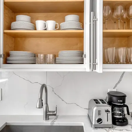 Apartment Midtown 2br W Doorman Wd Nr Grand Nyc-802