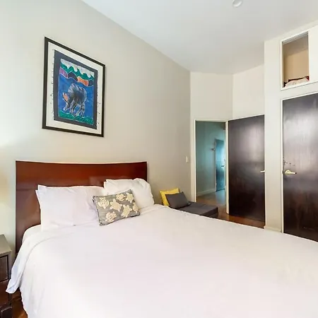 Beautiful 2-bedroom Townhouse Nyc Apartment New York