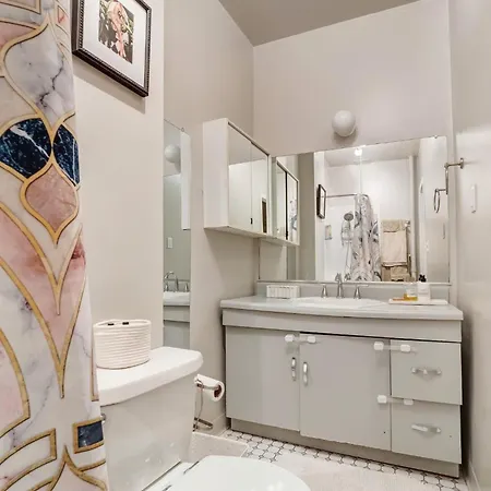Park Slope Garden Flat By Heartfull Homes *