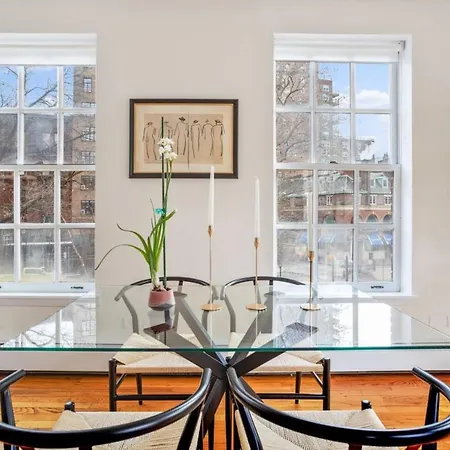 West Village Luxe 1br