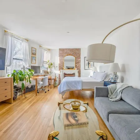 Apartment Cozy West Village Hudson River Views *