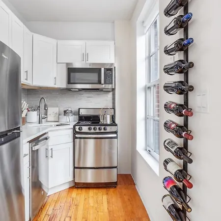 West Village Luxe 1br Apartment