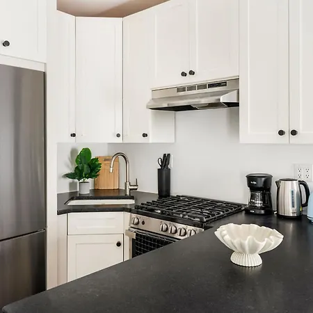 Fifth-5b New Prime West Village *
