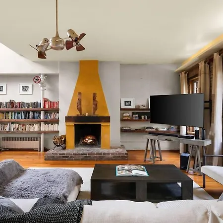 Apartment Village Place By Stayhaus 2br With 3 Terraces