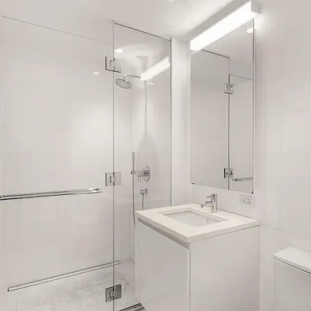 Embassy I 21st Floor 2br With Doorman Gym Pool Apartment