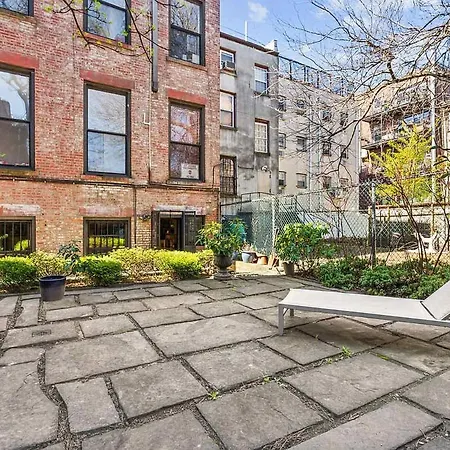 Apartment Lenox Garden Fully-furnished 1br In Harlem With Outdoor Space