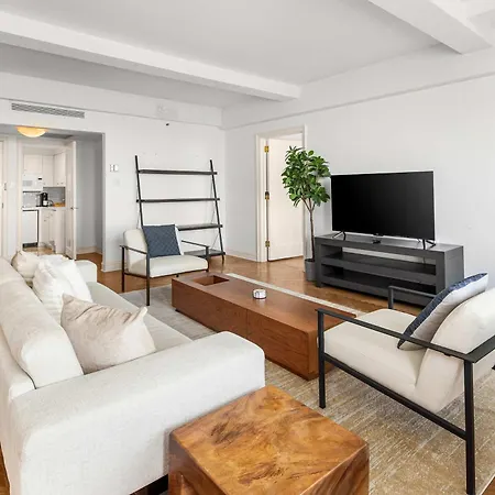 Essex I By Haus 1br Park Loft W Elevator * New York