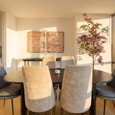 Apex Executive - Ues Ny *