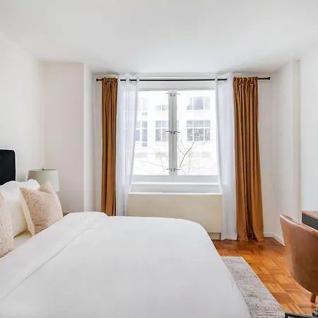 Apartment 43-4d Newly Furnished 2br Full Service 24h Doorman Laundry Gym