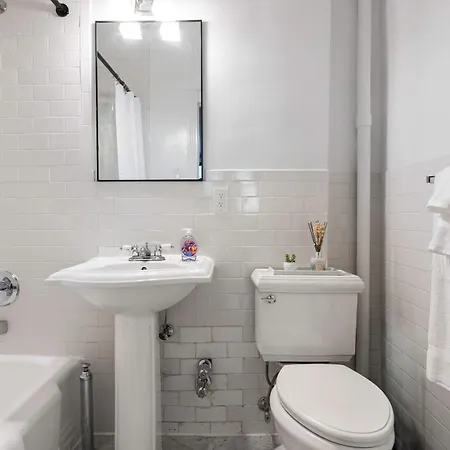 Apartment The Yorkville V Vibe 8836 New York